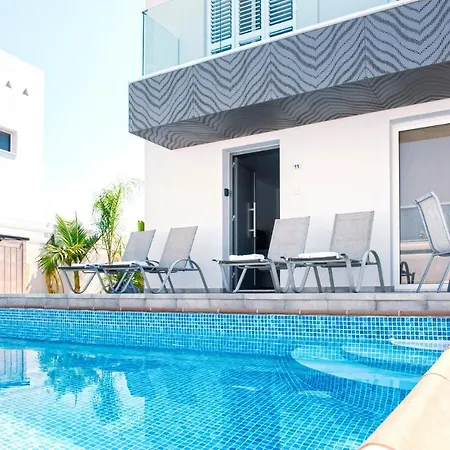 Nissini Nero, 3 Bedroom With Private Pool, 5 Min To The Ayia Napa
