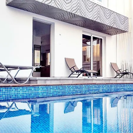 Nissini Nero, 3 Bedroom With Private Pool, 5 Min To The *