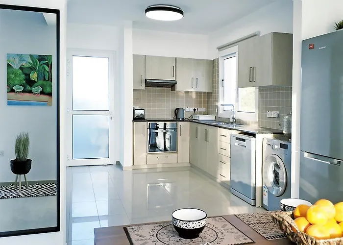 Willa Nissini Nero, 3 Bedroom With Private Pool, 5 Min To The