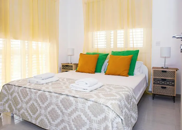 Nissini Nero, 3 Bedroom With Private Pool, 5 Min To The Ajia Napa