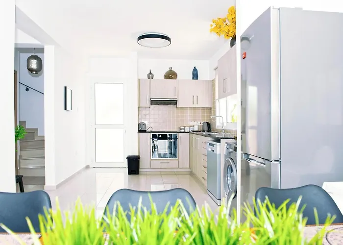 Willa Nissini Nero, 3 Bedroom With Private Pool, 5 Min To The *