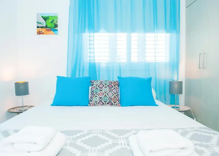 Villa Nissini Nero, 3 Bedroom With Private Pool, 5 Min To The Ayia Napa