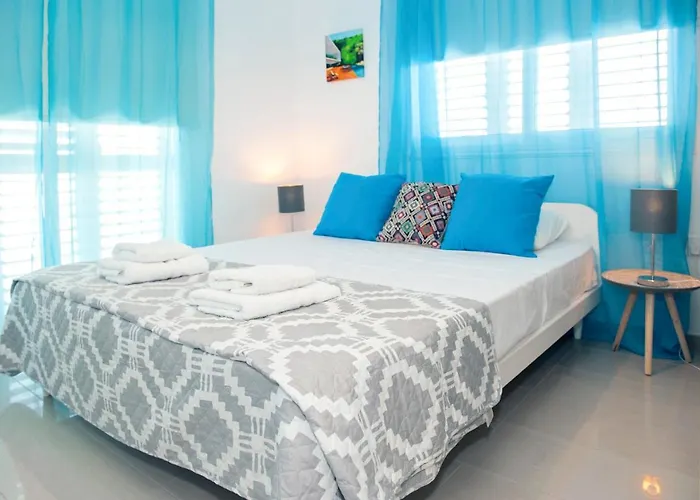 Nissini Nero, 3 Bedroom With Private Pool, 5 Min To The * أيا نابا