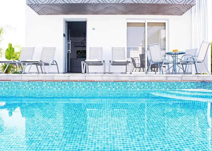 فيلة Nissini Nero, 3 Bedroom With Private Pool, 5 Min To The