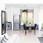 Nissini Nero, 3 Bedroom With Private Pool, 5 Min To The 圣纳帕