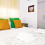 别墅 Nissini Nero, 3 Bedroom With Private Pool, 5 Min To The 圣纳帕